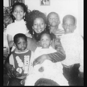 Meet your Posher, Lawrence